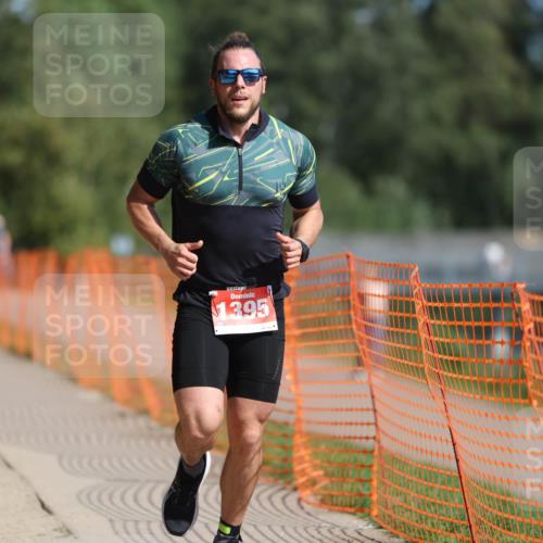 07.09.2025 - 19. Norderstedt Triathlon Michael Strokosch http://msf.ph/oto/8813392 07.09.2025 11:42:41 Laufen 1168, 1395 meine-sportfotos.de