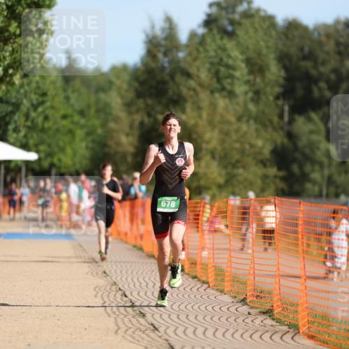 07.09.2025 - 19. Norderstedt Triathlon Michael Strokosch http://msf.ph/oto/8813430 07.09.2025 10:44:30 Laufen 678 meine-sportfotos.de