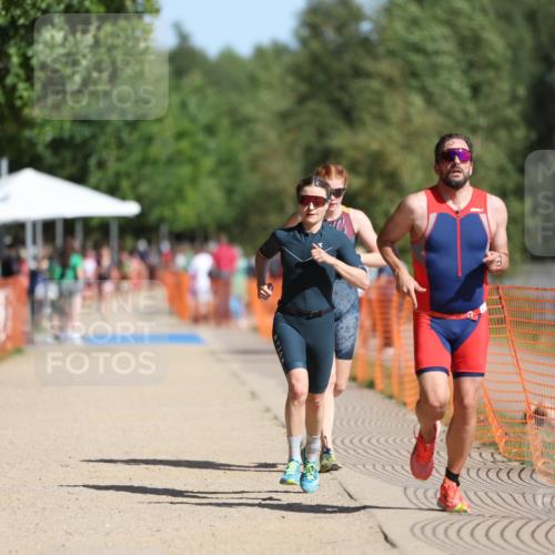07.09.2025 - 19. Norderstedt Triathlon Michael Strokosch http://msf.ph/oto/8813809 07.09.2025 11:43:17 Laufen 238, 1182, 1227 meine-sportfotos.de