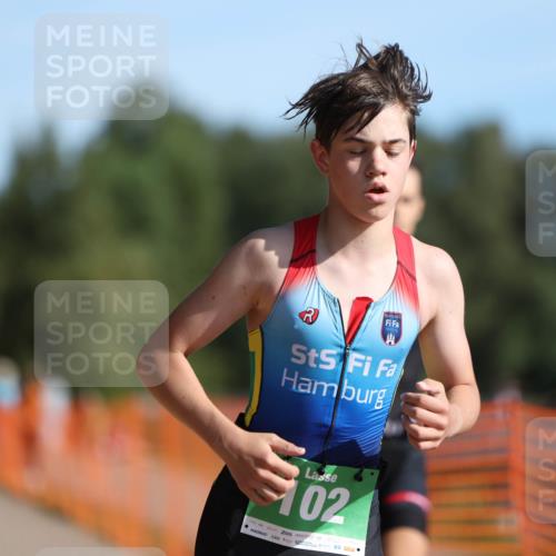 07.09.2025 - 19. Norderstedt Triathlon Michael Strokosch http://msf.ph/oto/8813860 07.09.2025 10:44:50 Laufen 102, 651 meine-sportfotos.de