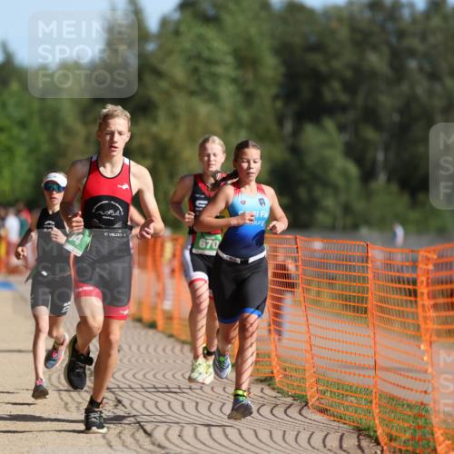 07.09.2025 - 19. Norderstedt Triathlon Michael Strokosch http://msf.ph/oto/8814519 07.09.2025 10:45:27 Laufen 57, 89, 104, 668, 669, 670 meine-sportfotos.de