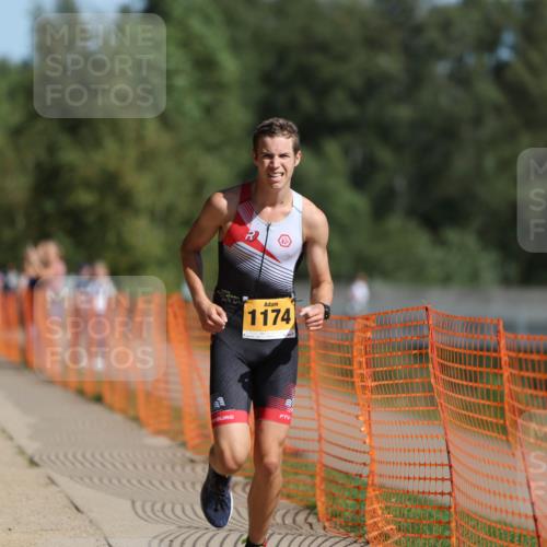 07.09.2025 - 19. Norderstedt Triathlon Michael Strokosch http://msf.ph/oto/8814576 07.09.2025 11:44:01 Laufen 1174, 1176, 1308 meine-sportfotos.de
