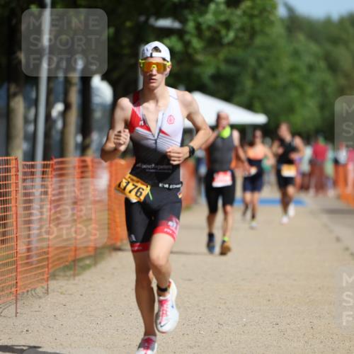 07.09.2025 - 19. Norderstedt Triathlon Michael Strokosch http://msf.ph/oto/8814636 07.09.2025 11:44:03 Laufen 1174, 1176, 1219 meine-sportfotos.de