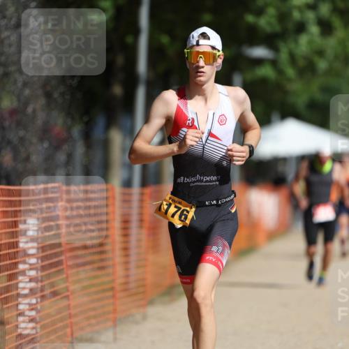 07.09.2025 - 19. Norderstedt Triathlon Michael Strokosch http://msf.ph/oto/8814657 07.09.2025 11:44:04 Laufen 1174, 1176, 1219 meine-sportfotos.de