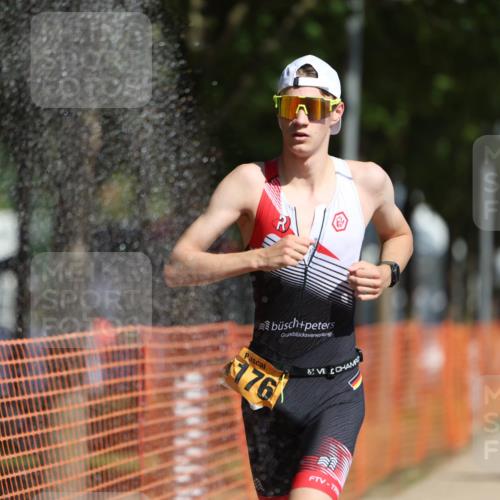 07.09.2025 - 19. Norderstedt Triathlon Michael Strokosch http://msf.ph/oto/8814676 07.09.2025 11:44:05 Laufen 1174, 1176, 1195, 1203, 1219 meine-sportfotos.de