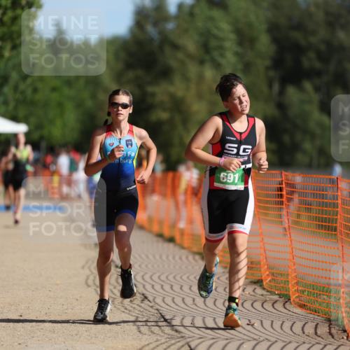 07.09.2025 - 19. Norderstedt Triathlon Michael Strokosch http://msf.ph/oto/8814705 07.09.2025 10:45:38 Laufen 76, 669, 691 meine-sportfotos.de