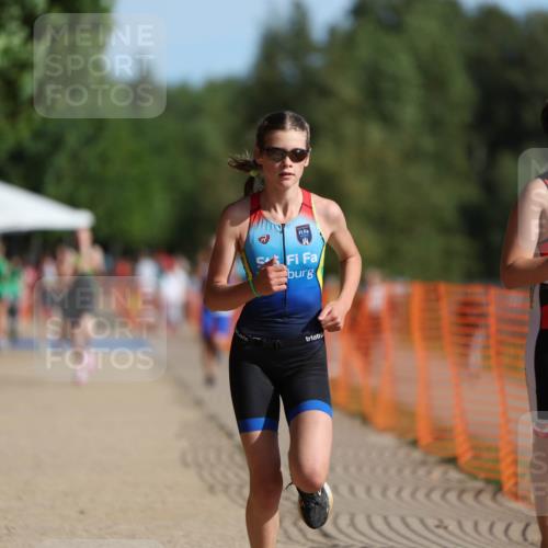 07.09.2025 - 19. Norderstedt Triathlon Michael Strokosch http://msf.ph/oto/8814725 07.09.2025 10:45:39 Laufen 76, 691 meine-sportfotos.de
