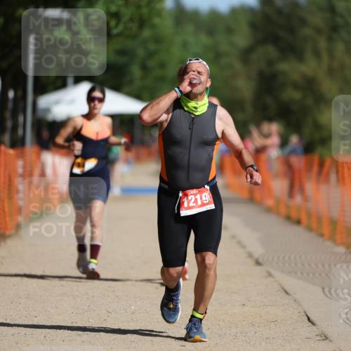 07.09.2025 - 19. Norderstedt Triathlon Michael Strokosch http://msf.ph/oto/8814759 07.09.2025 11:44:10 Laufen 1195, 1203, 1219 meine-sportfotos.de