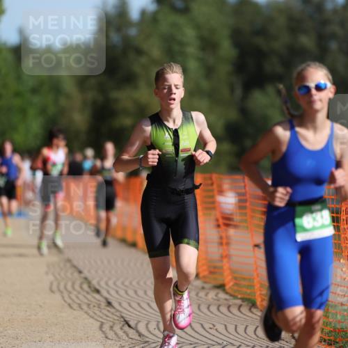 07.09.2025 - 19. Norderstedt Triathlon Michael Strokosch http://msf.ph/oto/8814863 07.09.2025 10:45:48 Laufen 115, 126, 638 meine-sportfotos.de