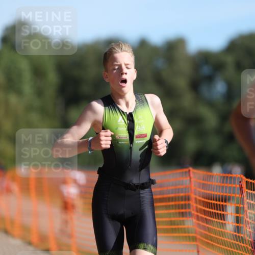 07.09.2025 - 19. Norderstedt Triathlon Michael Strokosch http://msf.ph/oto/8814909 07.09.2025 10:45:50 Laufen 115, 126, 636, 638, 643 meine-sportfotos.de