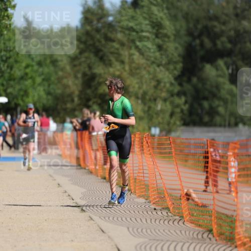 07.09.2025 - 19. Norderstedt Triathlon Michael Strokosch http://msf.ph/oto/8814925 07.09.2025 11:44:36 Laufen 1163, 1173 meine-sportfotos.de