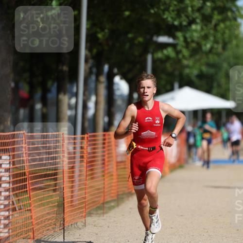 07.09.2025 - 19. Norderstedt Triathlon Michael Strokosch http://msf.ph/oto/8815002 07.09.2025 11:44:40 Laufen 1163, 1173 meine-sportfotos.de