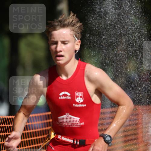 07.09.2025 - 19. Norderstedt Triathlon Michael Strokosch http://msf.ph/oto/8815095 07.09.2025 11:44:43 Laufen 806, 1163, 1173 meine-sportfotos.de