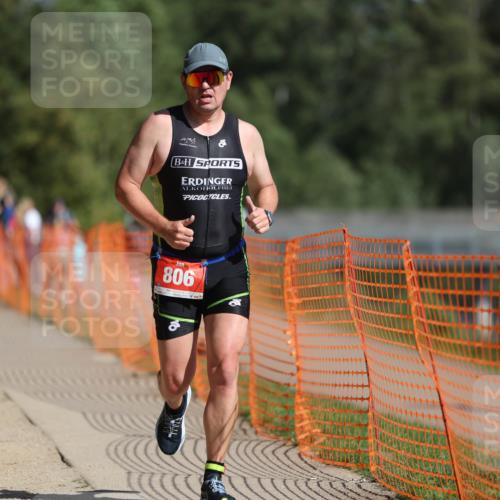 07.09.2025 - 19. Norderstedt Triathlon Michael Strokosch http://msf.ph/oto/8815182 07.09.2025 11:44:48 Laufen 806, 1210 meine-sportfotos.de