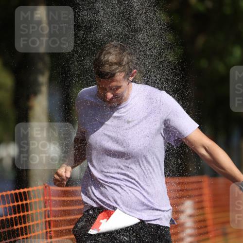 07.09.2025 - 19. Norderstedt Triathlon Michael Strokosch http://msf.ph/oto/8815461 07.09.2025 11:45:00 Laufen 300, 1274 meine-sportfotos.de
