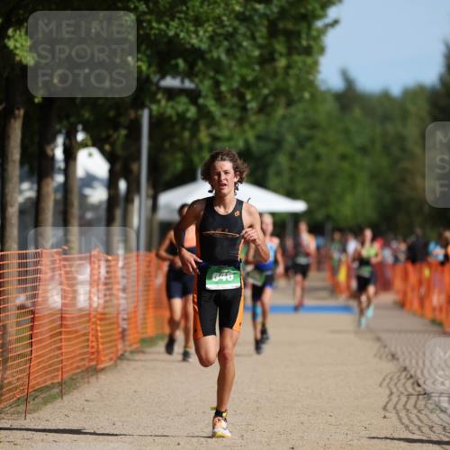 07.09.2025 - 19. Norderstedt Triathlon Michael Strokosch http://msf.ph/oto/8815771 07.09.2025 10:46:48 Laufen 106, 646 meine-sportfotos.de