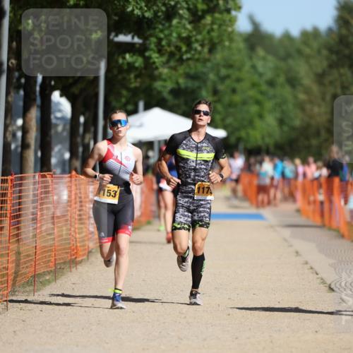 07.09.2025 - 19. Norderstedt Triathlon Michael Strokosch http://msf.ph/oto/8815936 07.09.2025 11:45:33 Laufen 760, 1153, 1175 meine-sportfotos.de