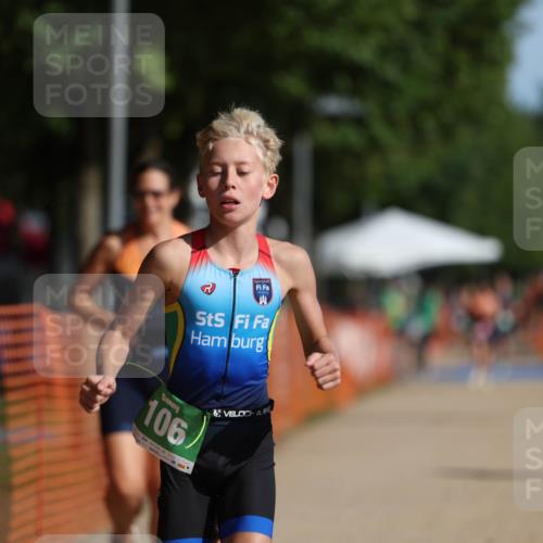 07.09.2025 - 19. Norderstedt Triathlon Michael Strokosch http://msf.ph/oto/8815970 07.09.2025 10:46:56 Laufen 105, 106, 1144 meine-sportfotos.de
