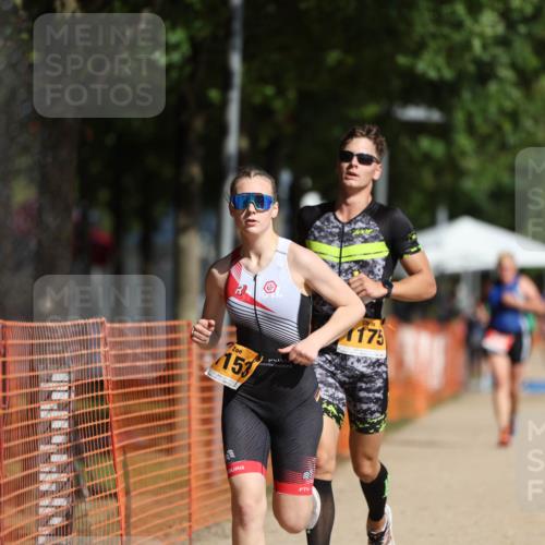 07.09.2025 - 19. Norderstedt Triathlon Michael Strokosch http://msf.ph/oto/8815998 07.09.2025 11:45:36 Laufen 760, 1153, 1175 meine-sportfotos.de