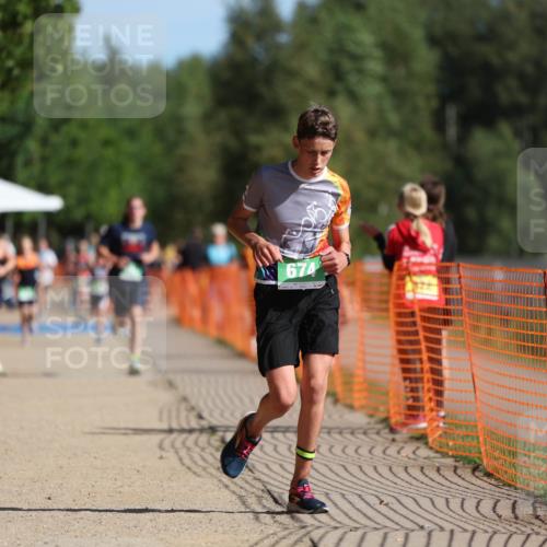 07.09.2025 - 19. Norderstedt Triathlon Michael Strokosch http://msf.ph/oto/8816054 07.09.2025 10:47:02 Laufen 105, 674, 693, 1144 meine-sportfotos.de