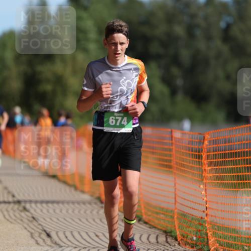 07.09.2025 - 19. Norderstedt Triathlon Michael Strokosch http://msf.ph/oto/8816090 07.09.2025 10:47:04 Laufen 105, 674, 693 meine-sportfotos.de