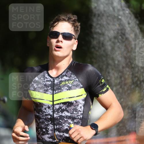 07.09.2025 - 19. Norderstedt Triathlon Michael Strokosch http://msf.ph/oto/8816093 07.09.2025 11:45:38 Laufen 229, 760, 1153, 1175 meine-sportfotos.de