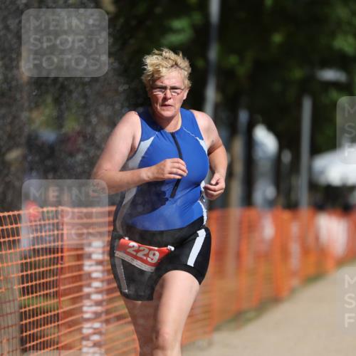 07.09.2025 - 19. Norderstedt Triathlon Michael Strokosch http://msf.ph/oto/8816194 07.09.2025 11:45:45 Laufen 203, 229 meine-sportfotos.de