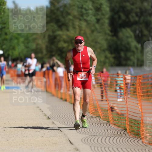 07.09.2025 - 19. Norderstedt Triathlon Michael Strokosch http://msf.ph/oto/8816253 07.09.2025 11:45:48 Laufen 203, 229 meine-sportfotos.de
