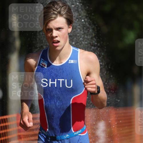 07.09.2025 - 19. Norderstedt Triathlon Michael Strokosch http://msf.ph/oto/8816348 07.09.2025 11:46:02 Laufen 276, 306, 1165 meine-sportfotos.de