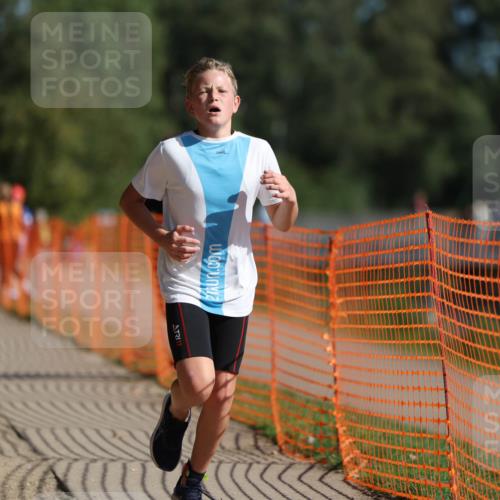 07.09.2025 - 19. Norderstedt Triathlon Michael Strokosch http://msf.ph/oto/8816454 07.09.2025 10:47:22 Laufen 107, 689 meine-sportfotos.de