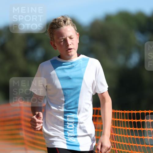 07.09.2025 - 19. Norderstedt Triathlon Michael Strokosch http://msf.ph/oto/8816508 07.09.2025 10:47:23 Laufen 107, 689 meine-sportfotos.de