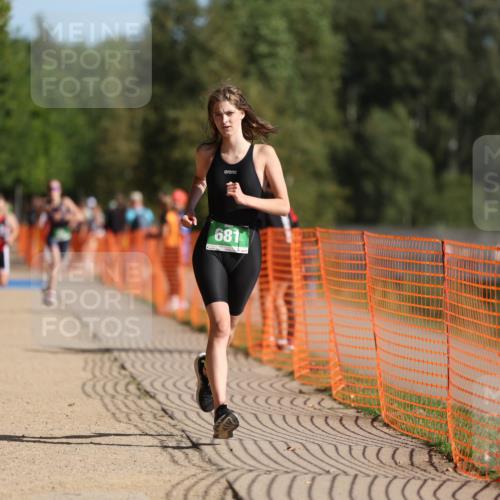 07.09.2025 - 19. Norderstedt Triathlon Michael Strokosch http://msf.ph/oto/8816552 07.09.2025 10:47:41 Laufen 681 meine-sportfotos.de