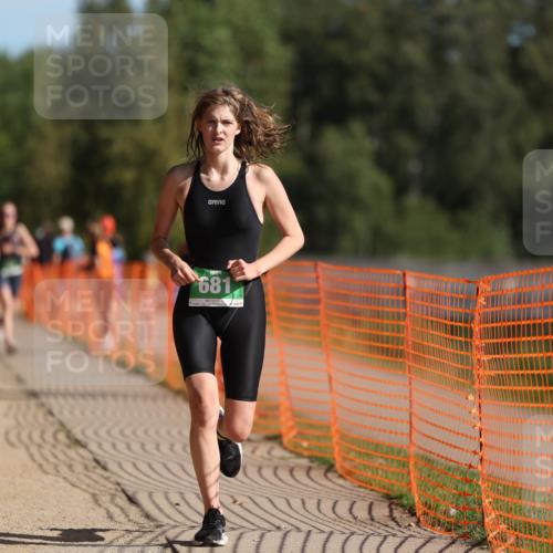 07.09.2025 - 19. Norderstedt Triathlon Michael Strokosch http://msf.ph/oto/8816588 07.09.2025 10:47:42 Laufen 681 meine-sportfotos.de
