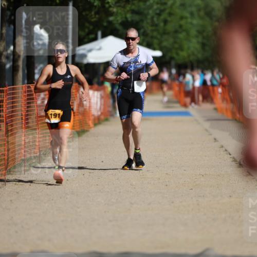 07.09.2025 - 19. Norderstedt Triathlon Michael Strokosch http://msf.ph/oto/8816754 07.09.2025 11:46:57 Laufen 296, 704, 1179, 1186, 1191 meine-sportfotos.de