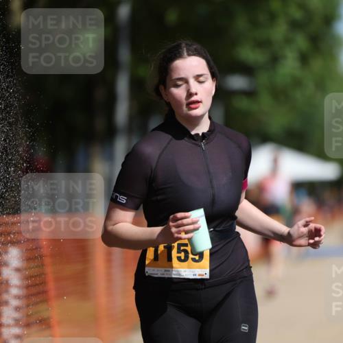 07.09.2025 - 19. Norderstedt Triathlon Michael Strokosch http://msf.ph/oto/8816881 07.09.2025 11:47:15 Laufen 1158, 1159 meine-sportfotos.de