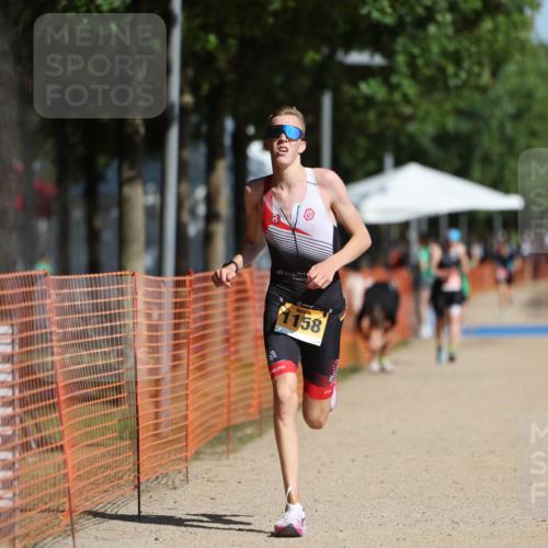 07.09.2025 - 19. Norderstedt Triathlon Michael Strokosch http://msf.ph/oto/8816896 07.09.2025 11:47:19 Laufen 1158, 1159 meine-sportfotos.de