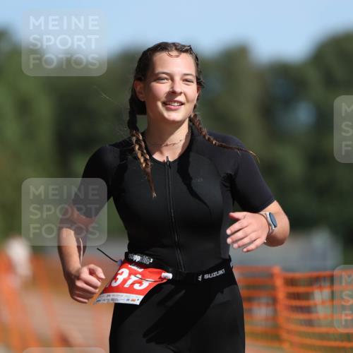 07.09.2025 - 19. Norderstedt Triathlon Michael Strokosch http://msf.ph/oto/8817021 07.09.2025 11:47:40 Laufen 1301, 1313 meine-sportfotos.de