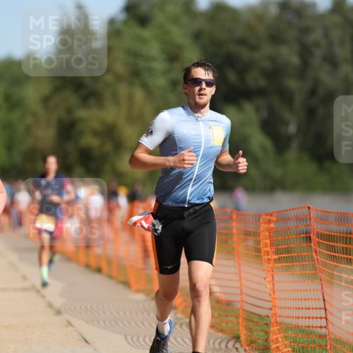 07.09.2025 - 19. Norderstedt Triathlon Michael Strokosch http://msf.ph/oto/8817105 07.09.2025 11:47:56 Laufen 185, 784, 1177, 1199 meine-sportfotos.de