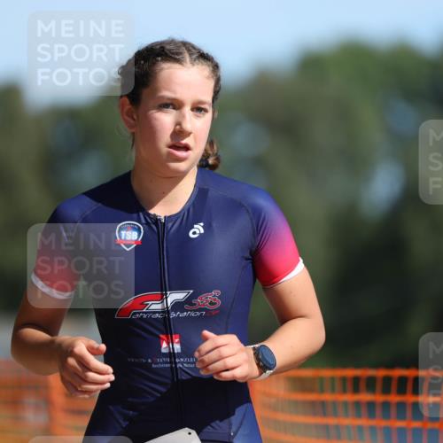 07.09.2025 - 19. Norderstedt Triathlon Michael Strokosch http://msf.ph/oto/8817192 07.09.2025 11:48:04 Laufen 1177, 1199 meine-sportfotos.de
