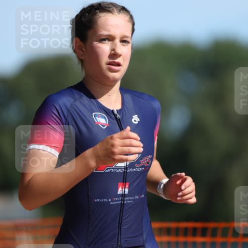 07.09.2025 - 19. Norderstedt Triathlon Michael Strokosch http://msf.ph/oto/8817195 07.09.2025 11:48:04 Laufen 1177, 1199 meine-sportfotos.de