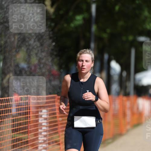 07.09.2025 - 19. Norderstedt Triathlon Michael Strokosch http://msf.ph/oto/8817333 07.09.2025 11:48:36 Laufen 1341 meine-sportfotos.de