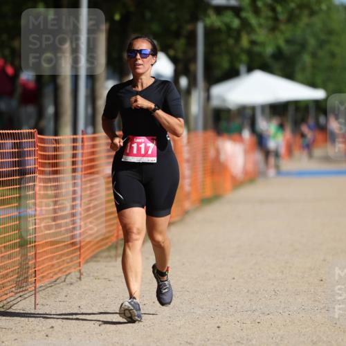 07.09.2025 - 19. Norderstedt Triathlon Michael Strokosch http://msf.ph/oto/8817457 07.09.2025 10:48:23 Laufen 91, 1117 meine-sportfotos.de