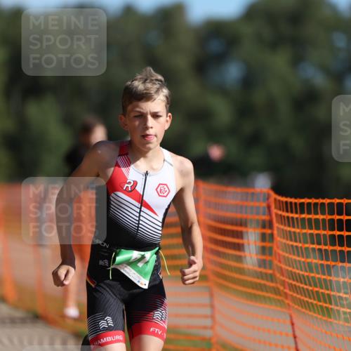 07.09.2025 - 19. Norderstedt Triathlon Michael Strokosch http://msf.ph/oto/8817560 07.09.2025 10:48:36 Laufen 61 meine-sportfotos.de