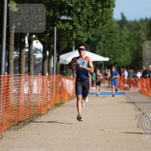 07.09.2025 - 19. Norderstedt Triathlon Michael Strokosch http://msf.ph/oto/8817591 07.09.2025 10:48:40 Laufen 61, 654 meine-sportfotos.de