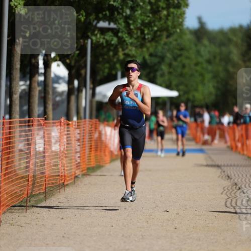 07.09.2025 - 19. Norderstedt Triathlon Michael Strokosch http://msf.ph/oto/8817608 07.09.2025 10:48:41 Laufen 61, 654 meine-sportfotos.de