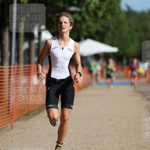 07.09.2025 - 19. Norderstedt Triathlon Michael Strokosch http://msf.ph/oto/8817925 07.09.2025 10:49:02 Laufen 113, 645, 665, 675 meine-sportfotos.de