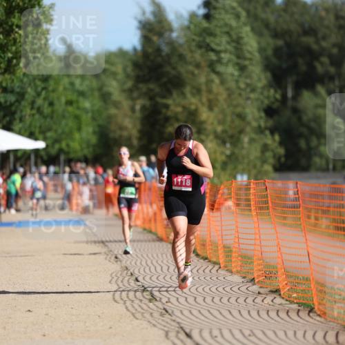 07.09.2025 - 19. Norderstedt Triathlon Michael Strokosch http://msf.ph/oto/8818331 07.09.2025 10:49:47 Laufen 664, 1118 meine-sportfotos.de