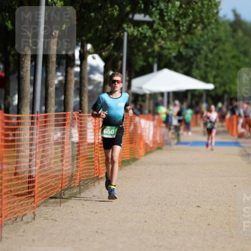 07.09.2025 - 19. Norderstedt Triathlon Michael Strokosch http://msf.ph/oto/8818853 07.09.2025 10:50:42 Laufen 650 meine-sportfotos.de
