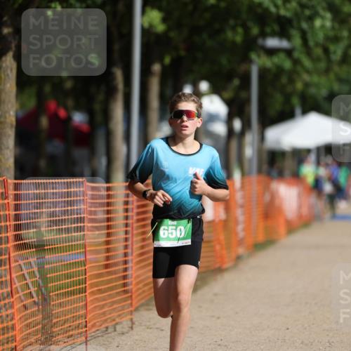 07.09.2025 - 19. Norderstedt Triathlon Michael Strokosch http://msf.ph/oto/8818890 07.09.2025 10:50:45 Laufen 650 meine-sportfotos.de
