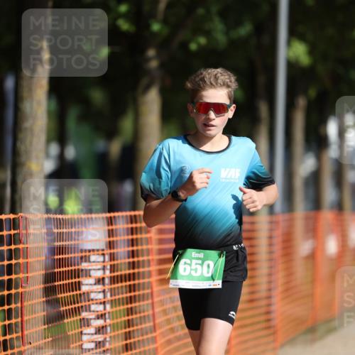 07.09.2025 - 19. Norderstedt Triathlon Michael Strokosch http://msf.ph/oto/8818903 07.09.2025 10:50:46 Laufen 650 meine-sportfotos.de